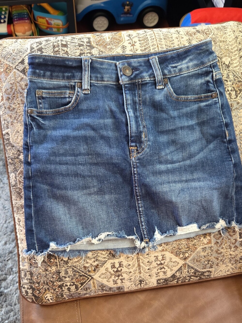 American Eagle Denim Skirt – Size 4